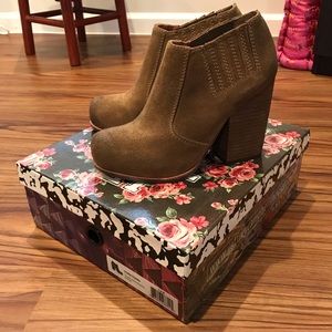 Jeffrey Campbell Yorktown bootie